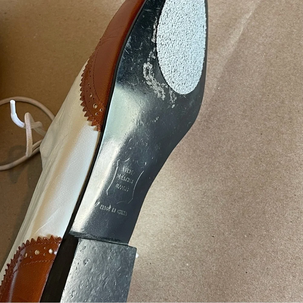 Van Eli White and Brown Wingtip Lace-Up Oxfords - Picture 7 of 8